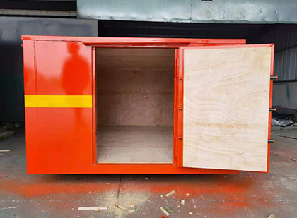 赤壁车载炸药箱